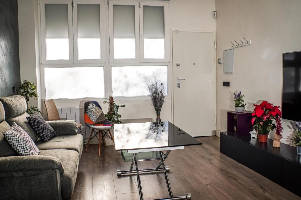Apartament Tofi *